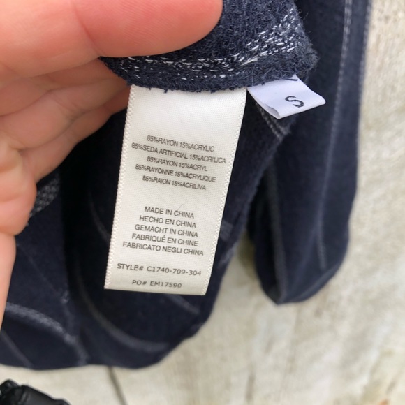 Cloth & Stone | dark blue striped button down top - Picture 5 of 5